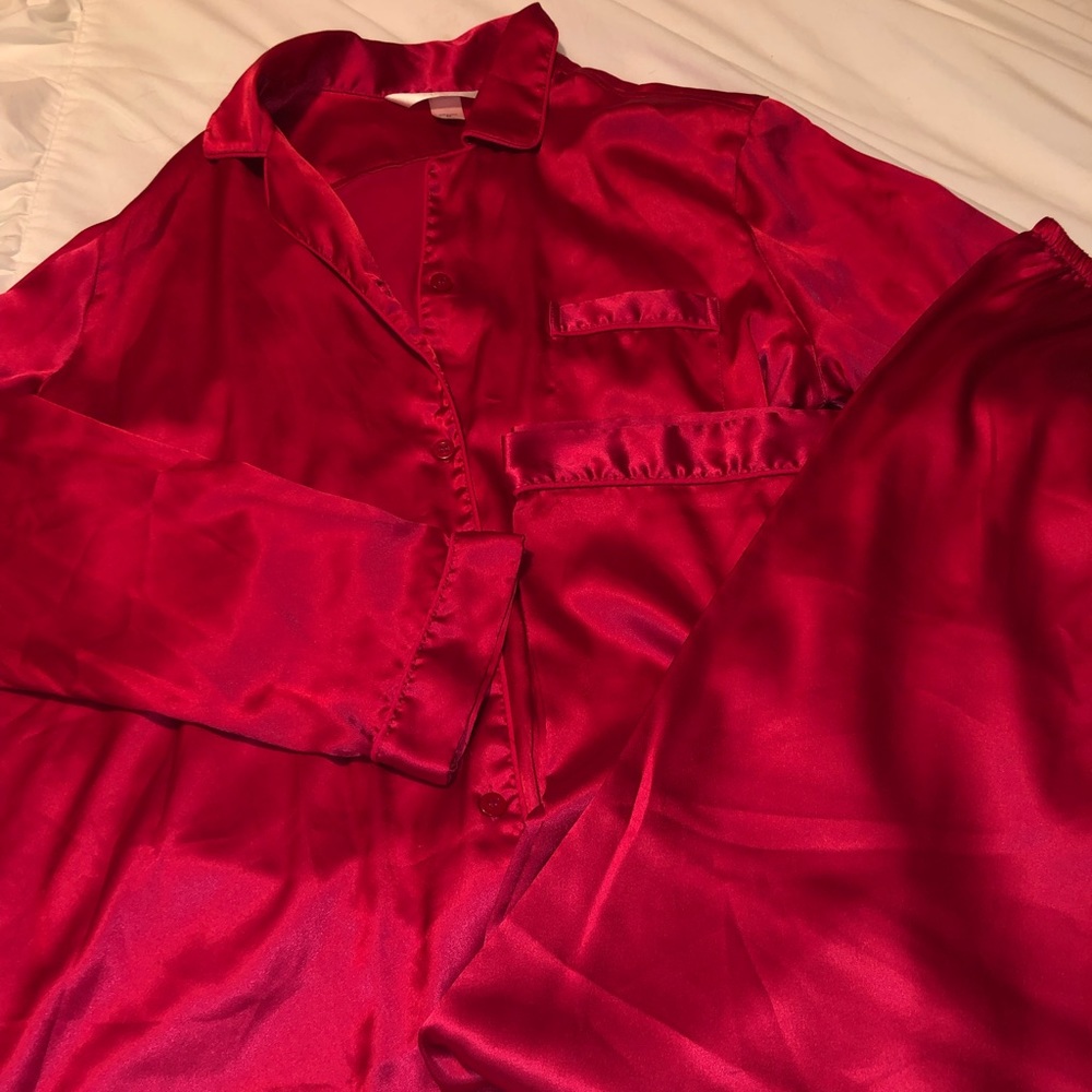 Victoria’s Secret Christmas Red Silk Pj’s VS